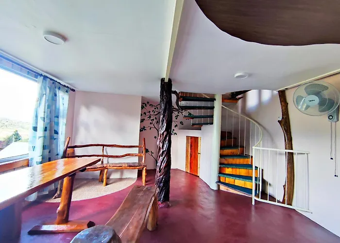 Nulu View Cabin