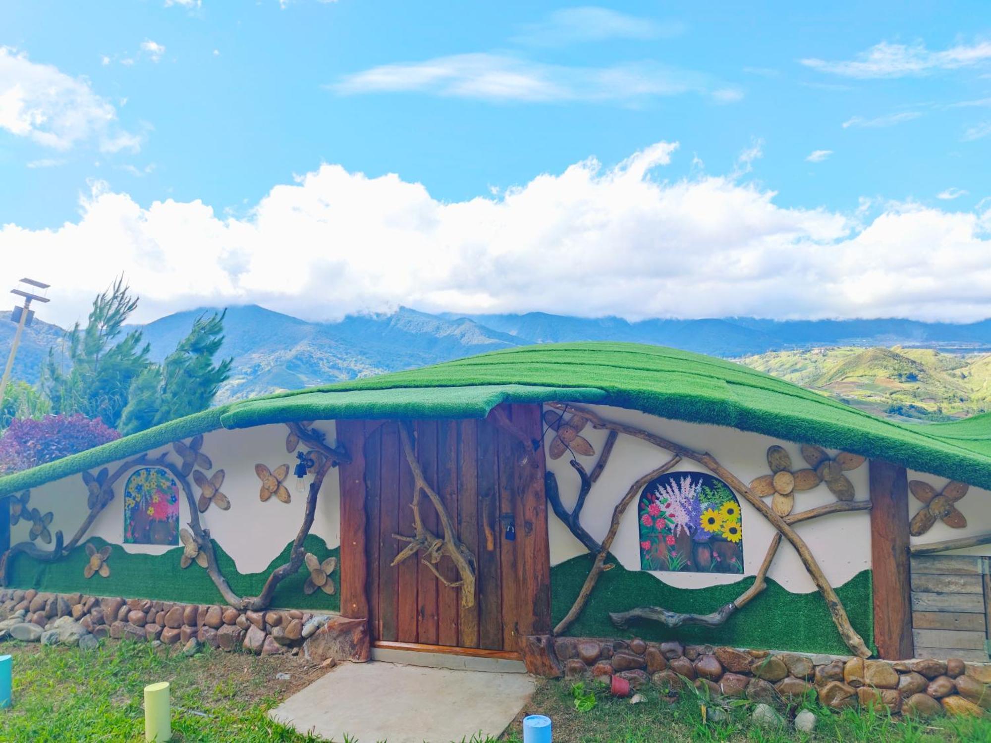 Lodge Nulu View